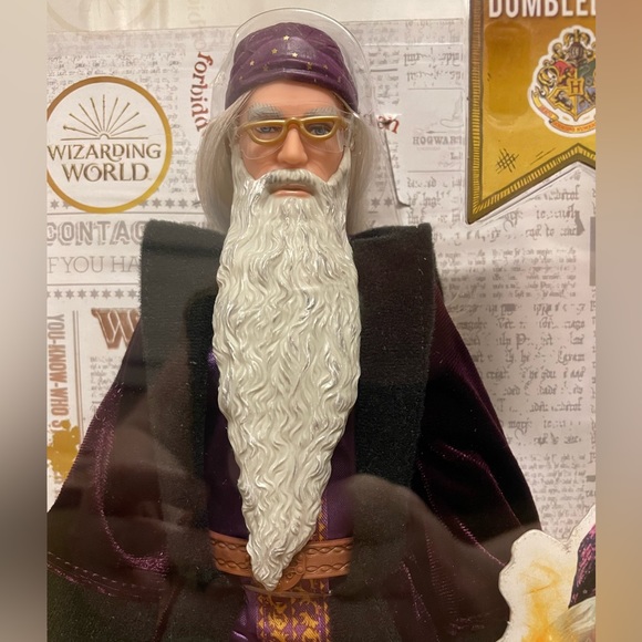 Harry Potter Albus Dumbledore doll first in the line with robe and wand NWT NRFB - Picture 2 of 11